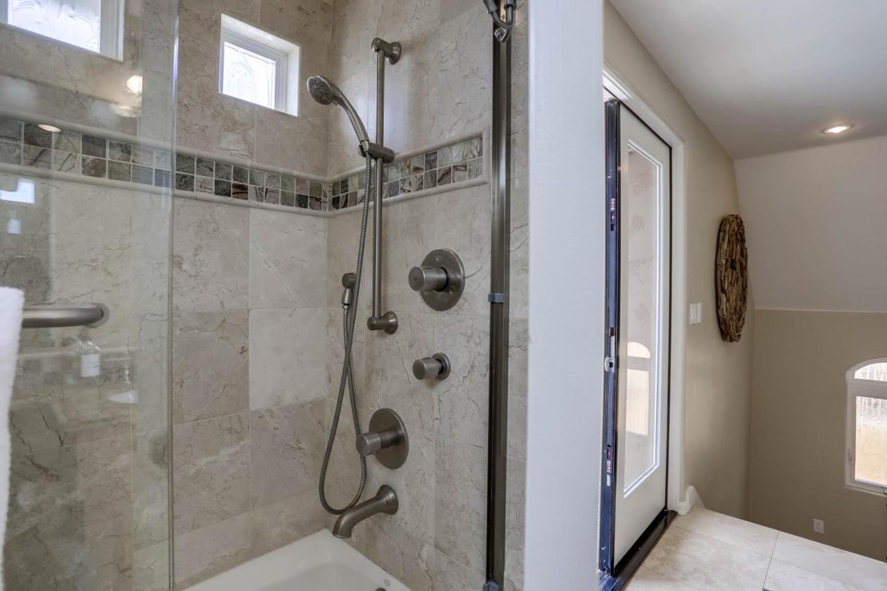 Stunning Ocean View Home W Rooftop Terrace, Firepit, Fast Wifi, Ac & Parking! 圣地亚哥 外观 照片
